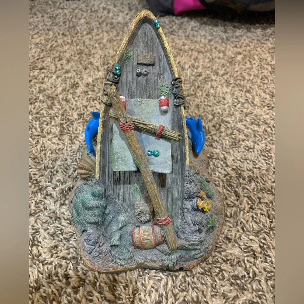 Sunken ship and sharks 3-D aquarium tank sculpture